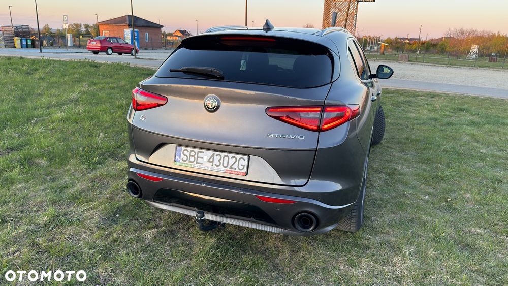 Alfa Romeo Stelvio 2.0 Turbo 16V AT8-Q4 Super - 7