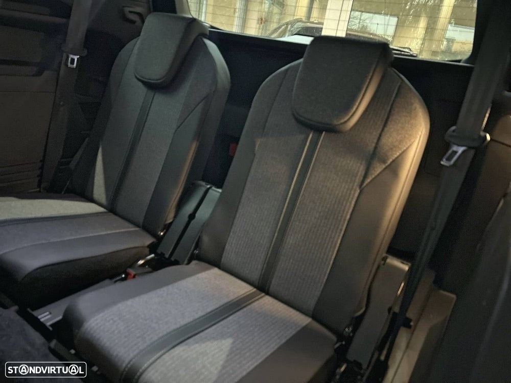 Peugeot 5008 1.5 BlueHDi Allure Pack EAT8 - 25