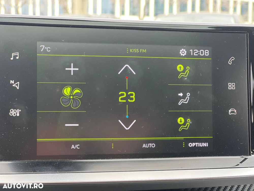 Peugeot 208 1.2 L PureTech STT EAT8 GT Line - 22