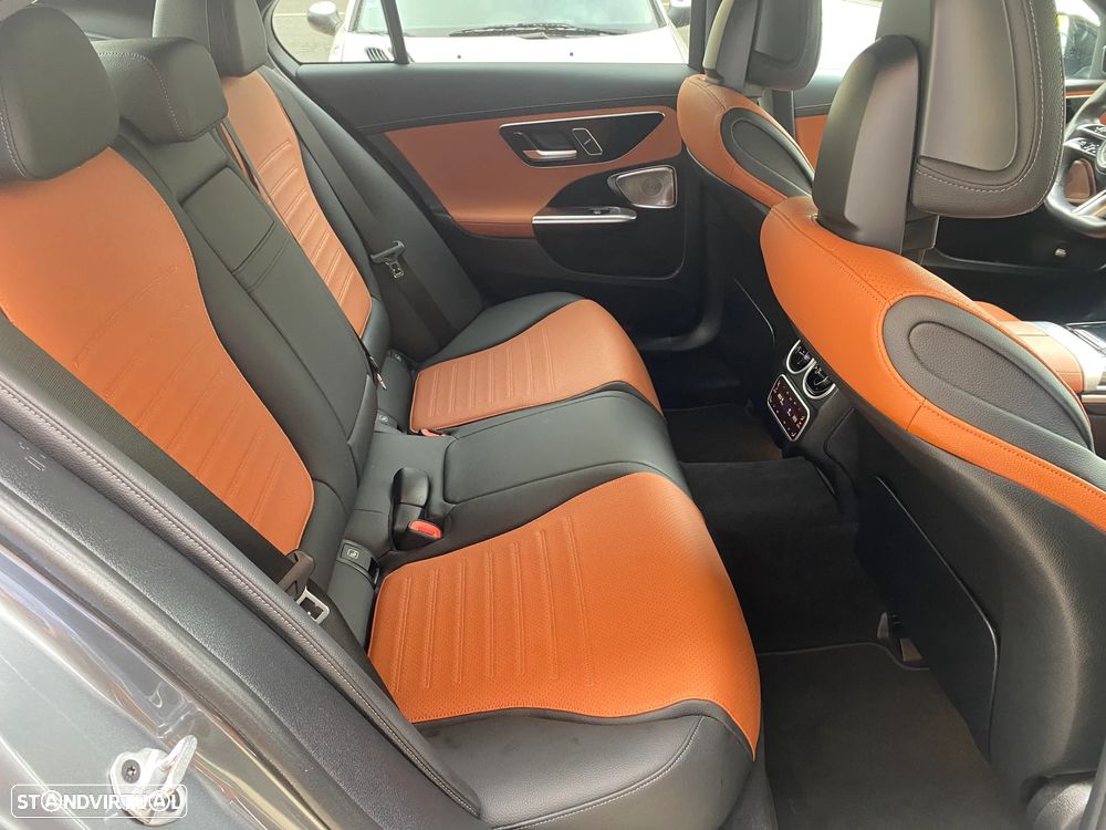 Mercedes-Benz C 300 d AMG Line - 27
