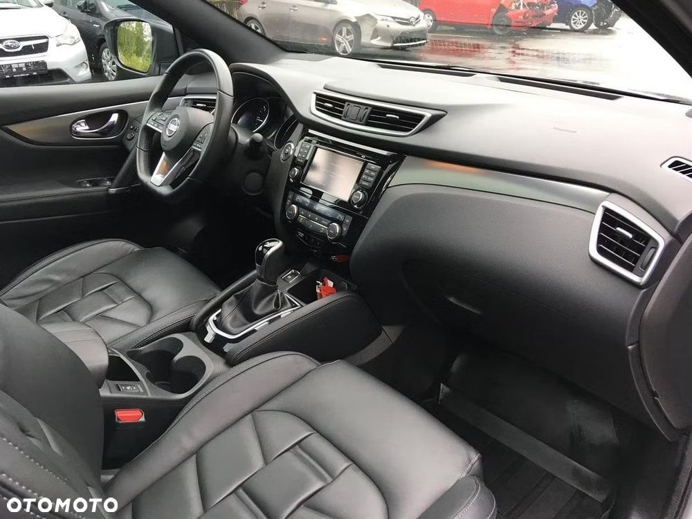 Nissan Qashqai 1.6 dCi Xtronic TEKNA+ - 15