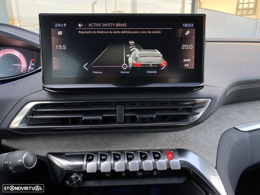 Peugeot 3008 1.5 BlueHDi GT - 23