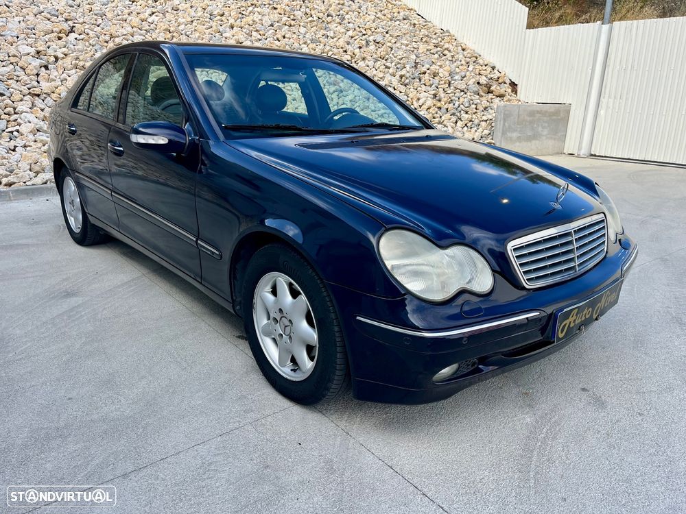 Mercedes-Benz C 200 - 12