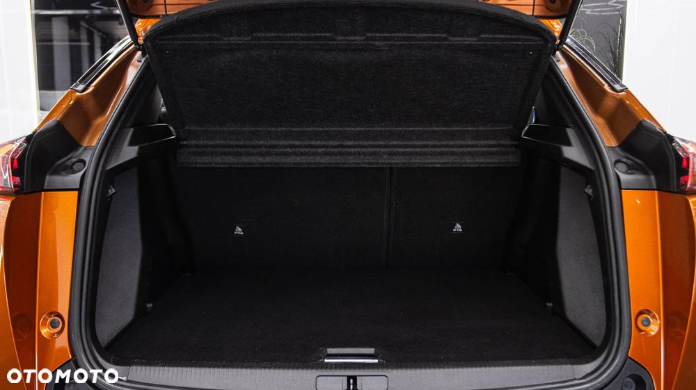 Peugeot 2008 1.2 PureTech Allure S&S - 30