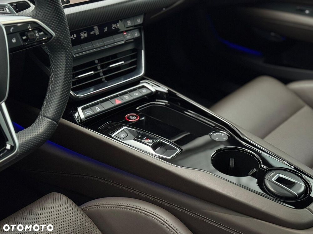 Audi e-tron GT 60 93kWh Quattro - 13