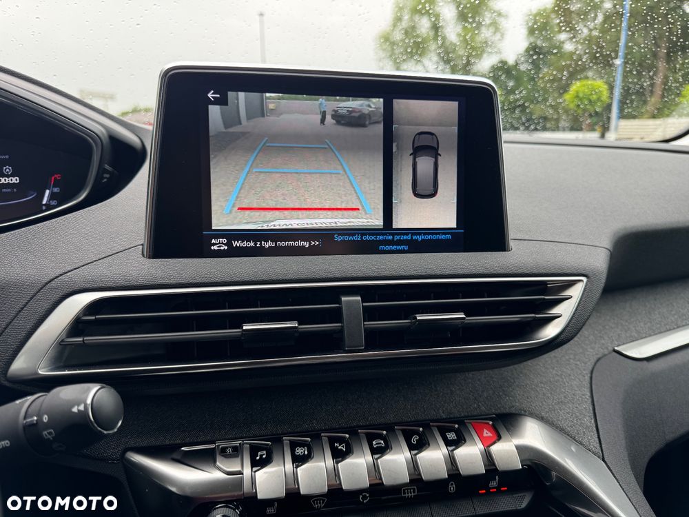 Peugeot 3008 1.6 PureTech GPF Allure S&S EAT8 - 10