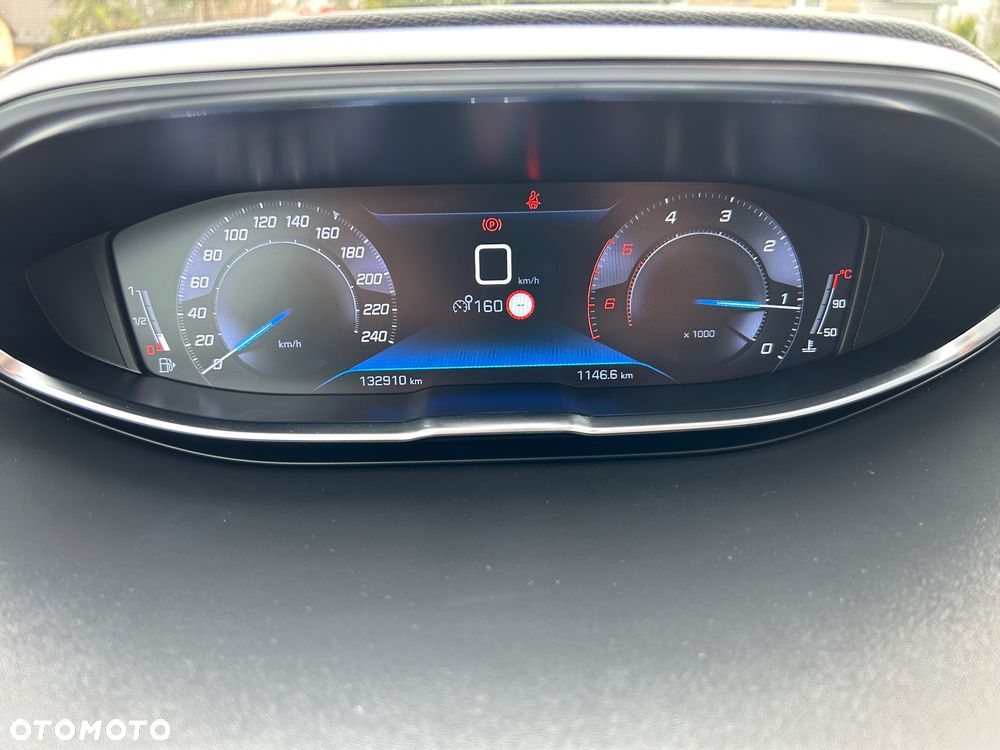 Peugeot 3008 1.5 BlueHDi Allure S&S - 22