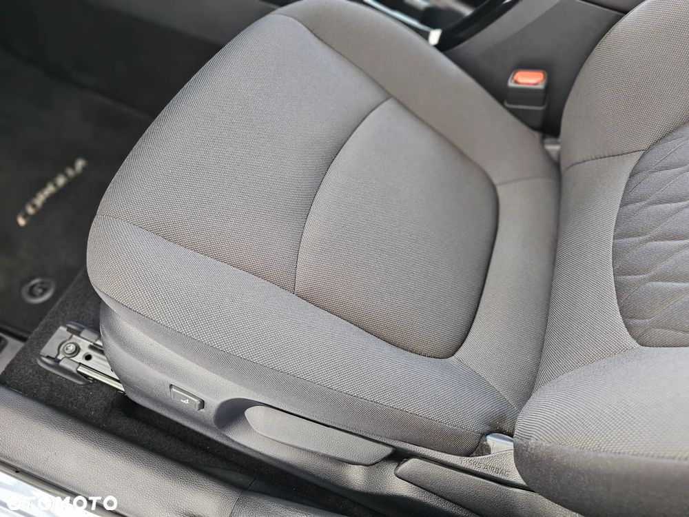 Toyota Corolla 1.5 Comfort MS - 21