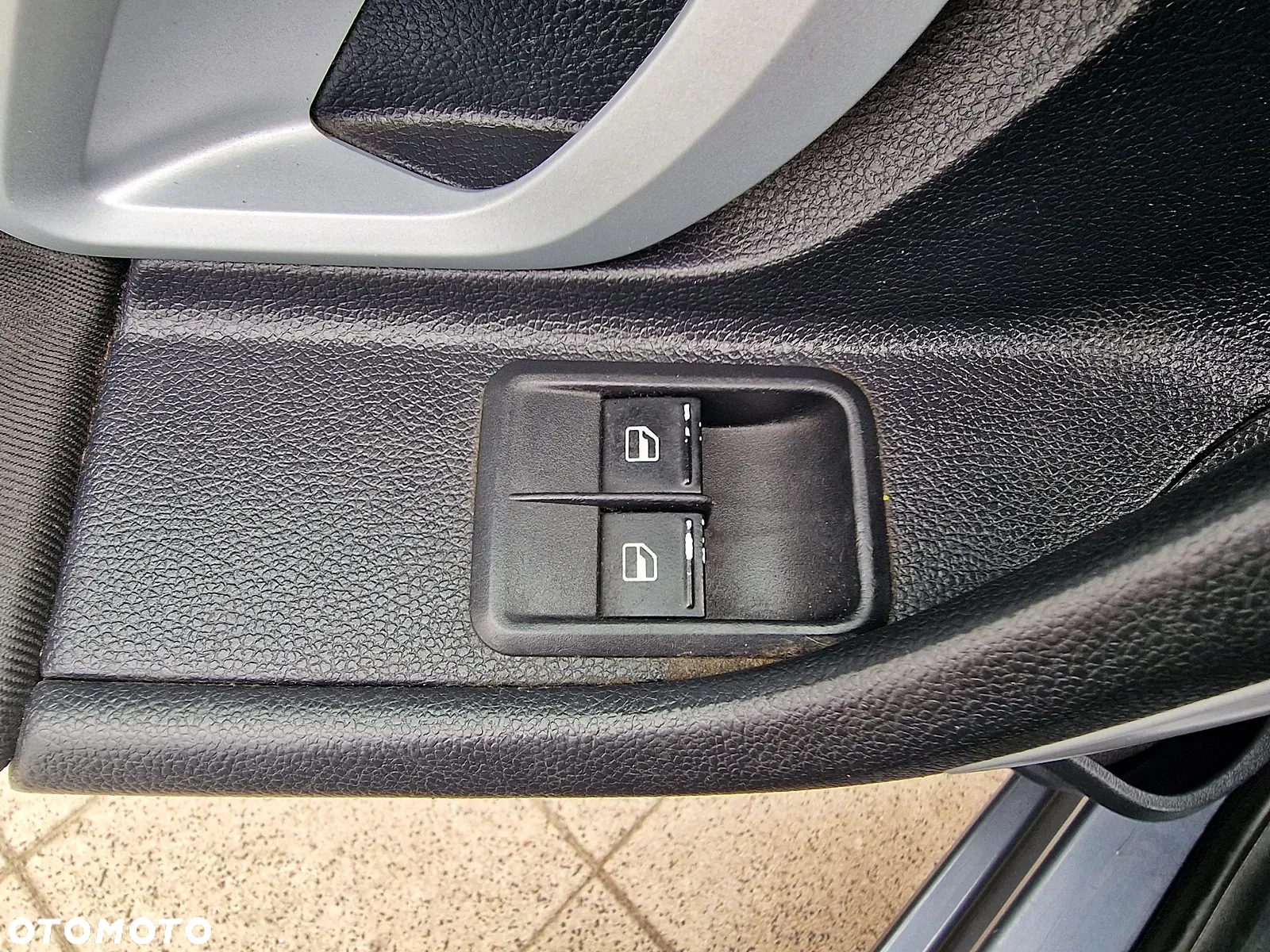 Skoda Fabia 1.6 16V Combi Ambiente - 16