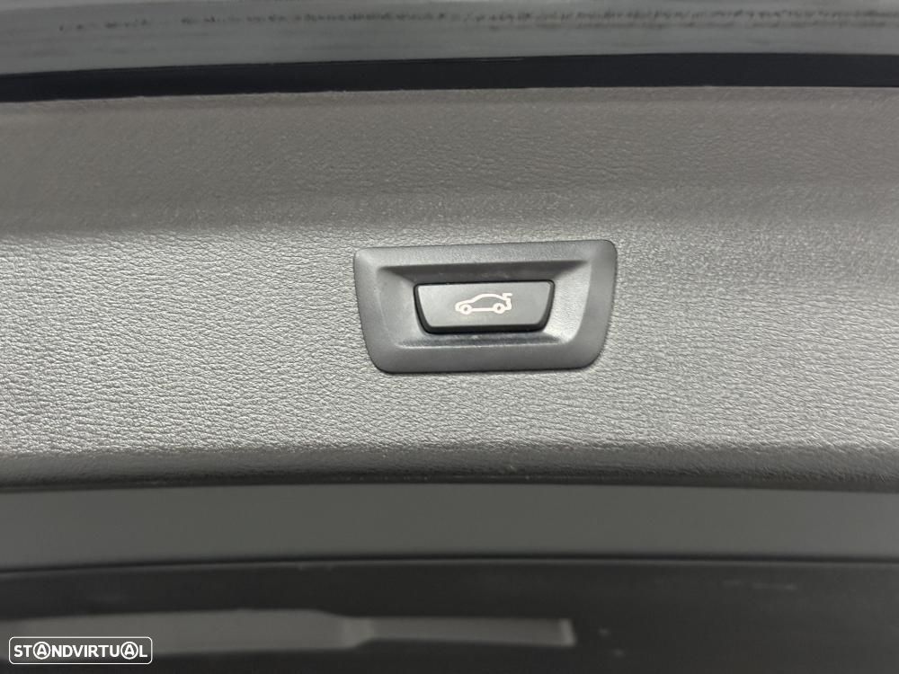 BMW X1 16 d sDrive Advantage - 51