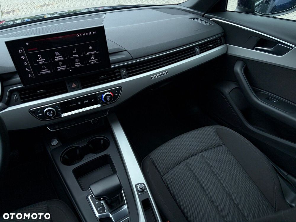 Audi A4 Limousine - 18