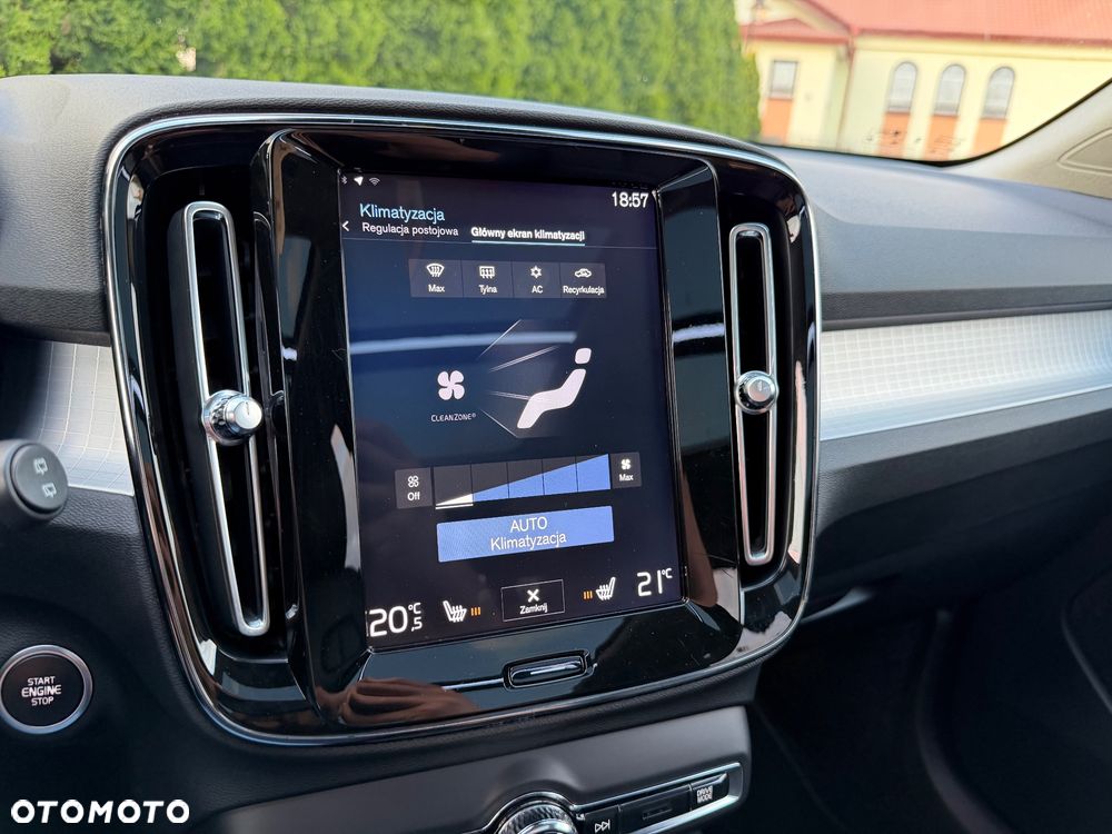 Volvo XC 40 D3 Momentum - 35