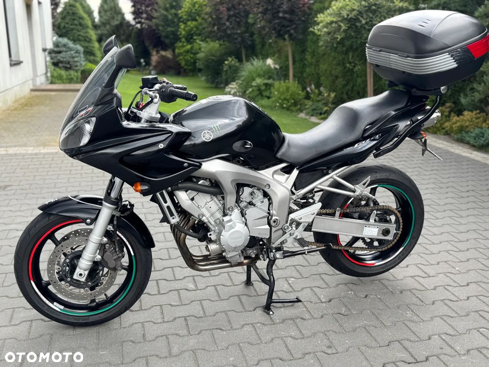 Yamaha FZ6 - 9