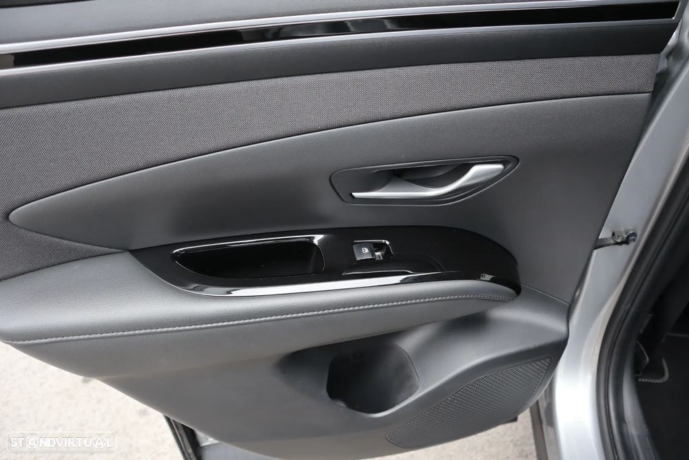 Hyundai Tucson 1.6 CRDi Vanguard - 17