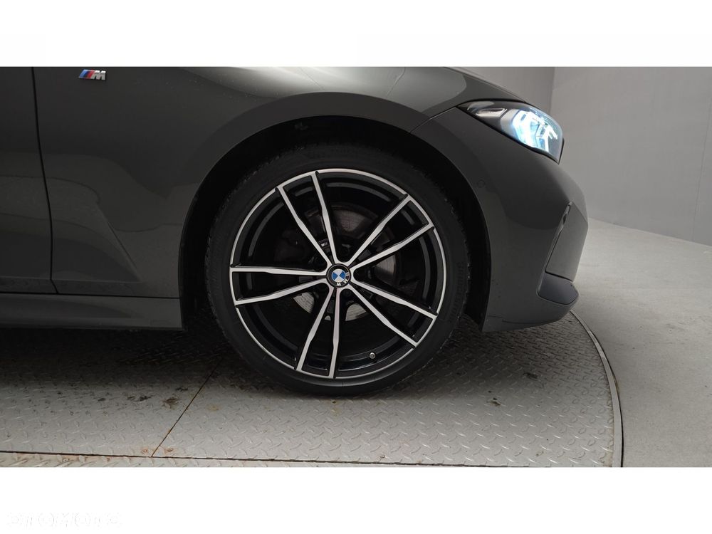 BMW Seria 3 320d xDrive Sport - 25