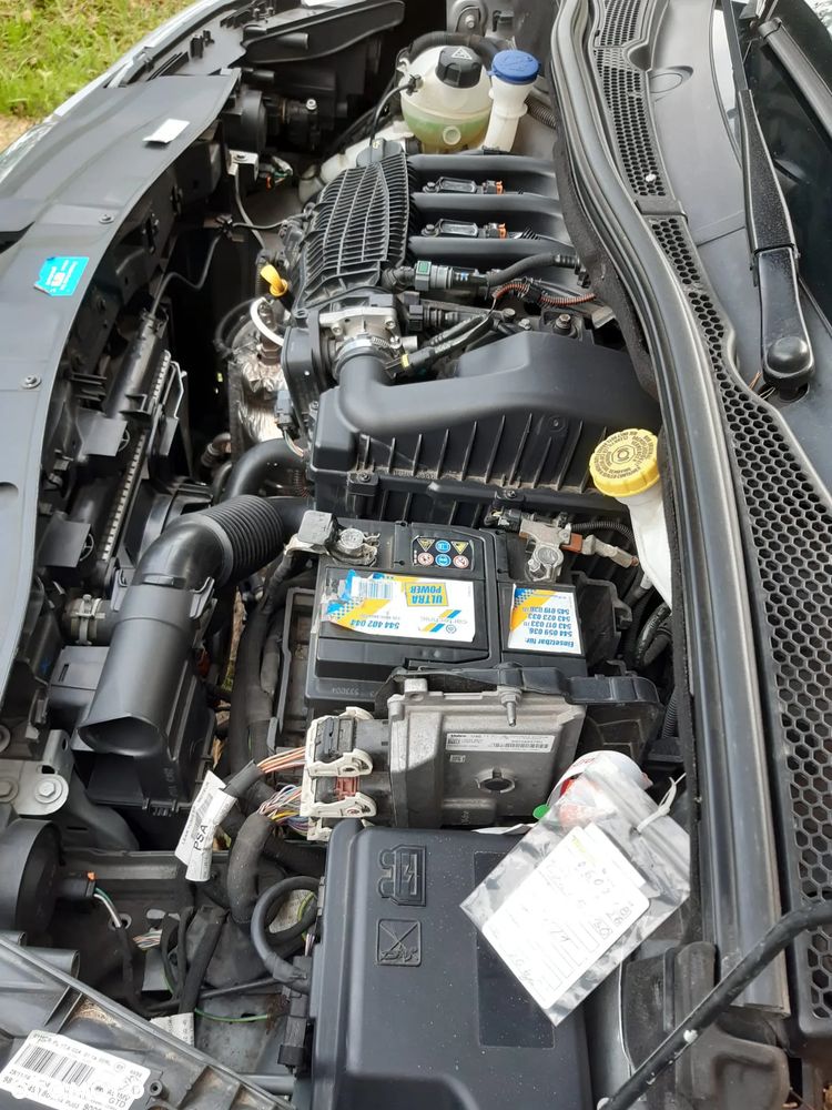 Peugeot 2008 PureTech 82 Active - 12
