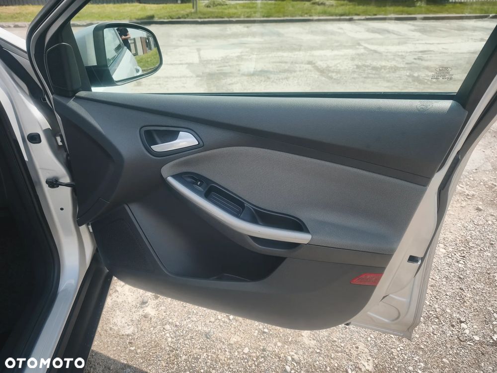 Ford Focus - 19