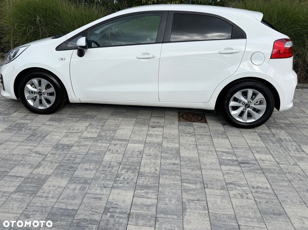 Kia Rio 1.2 Business Line - 33