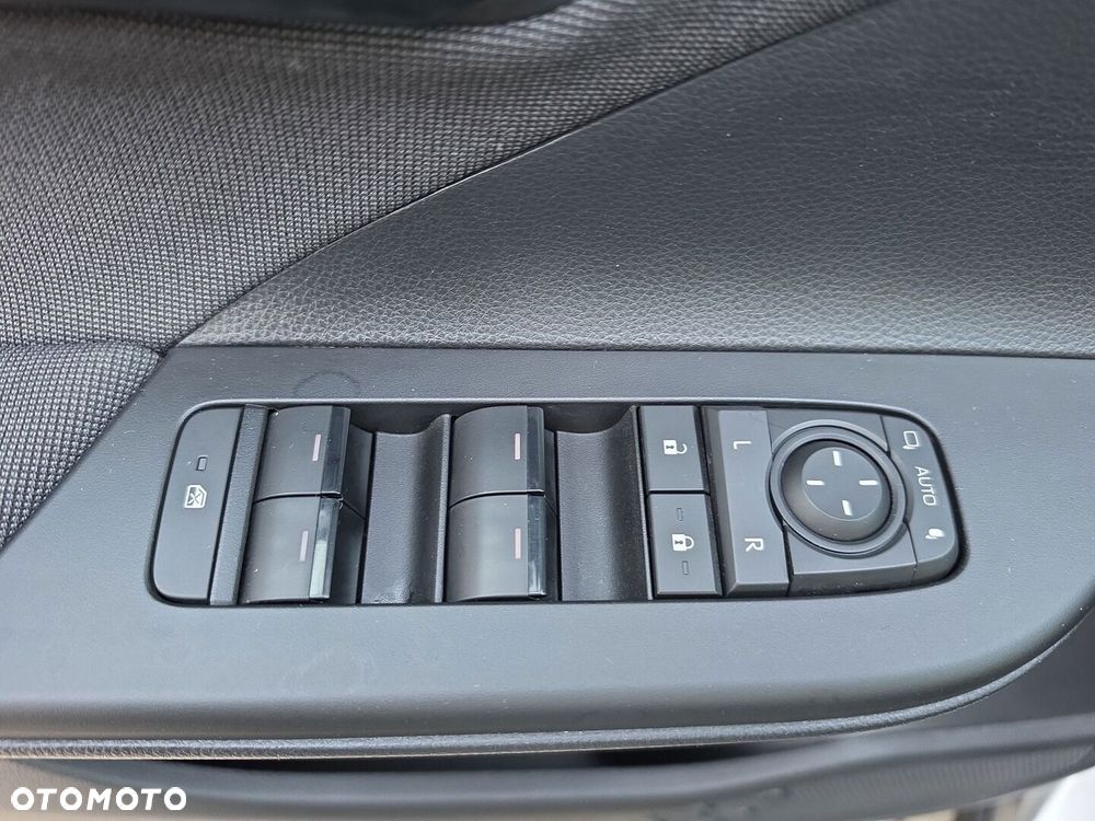 Toyota C-HR 1.8 Hybrid Style - 19