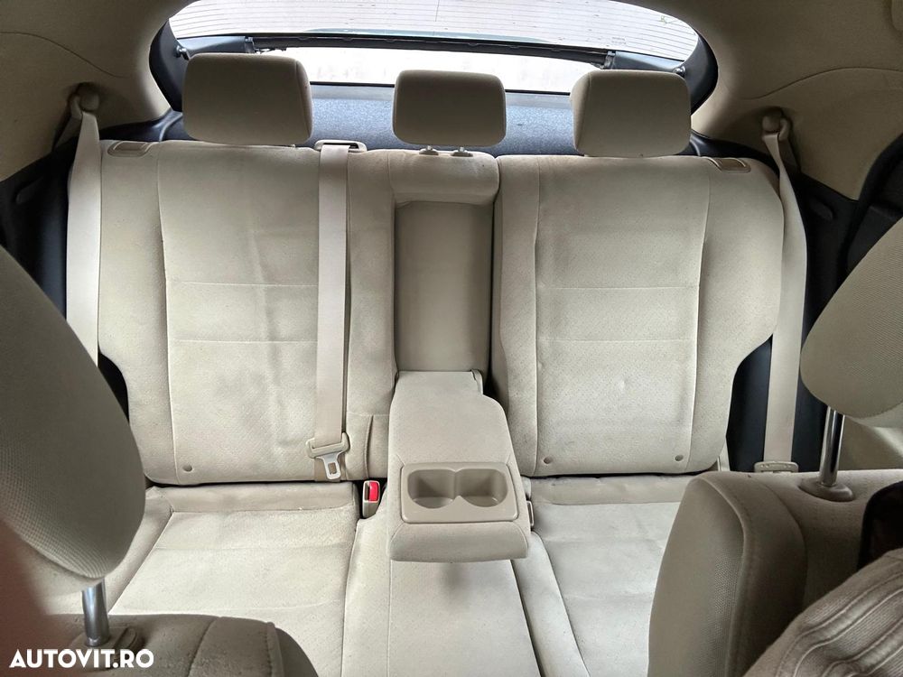 Honda Civic 1.8 SOHC i-VTEC MT GT - 9