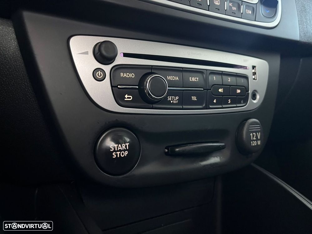 Renault Mégane Sport Tourer 1.5 dCi GT Line SS - 15