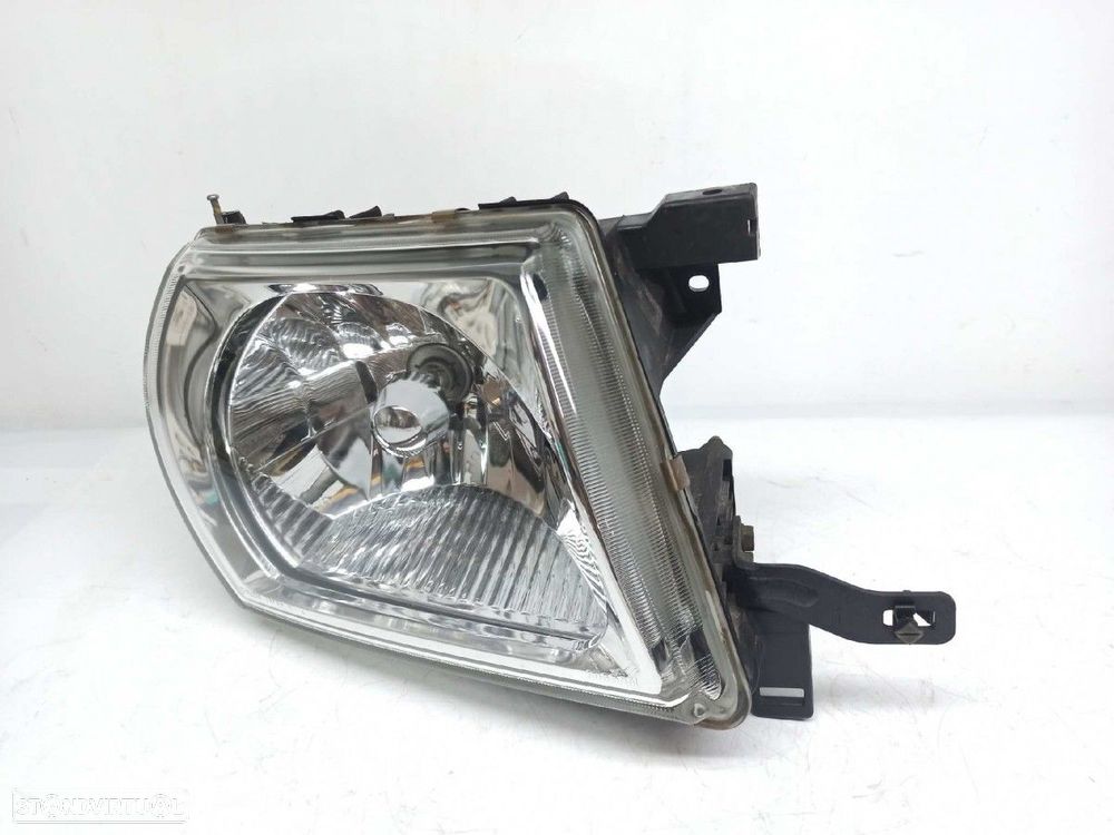 FAROL DIREITO NISSAN PATROL GR (Y61) BáSICO - 2