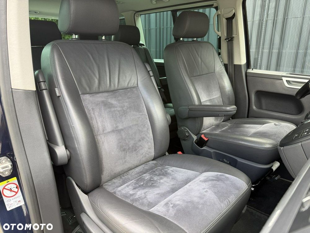 Volkswagen Multivan - 9