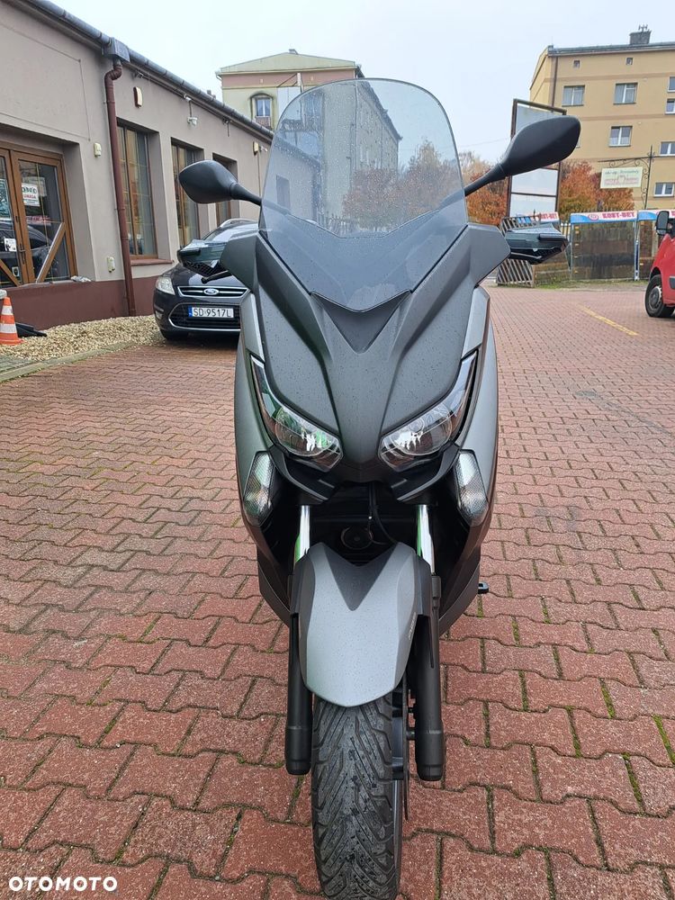 Yamaha X-max - 26