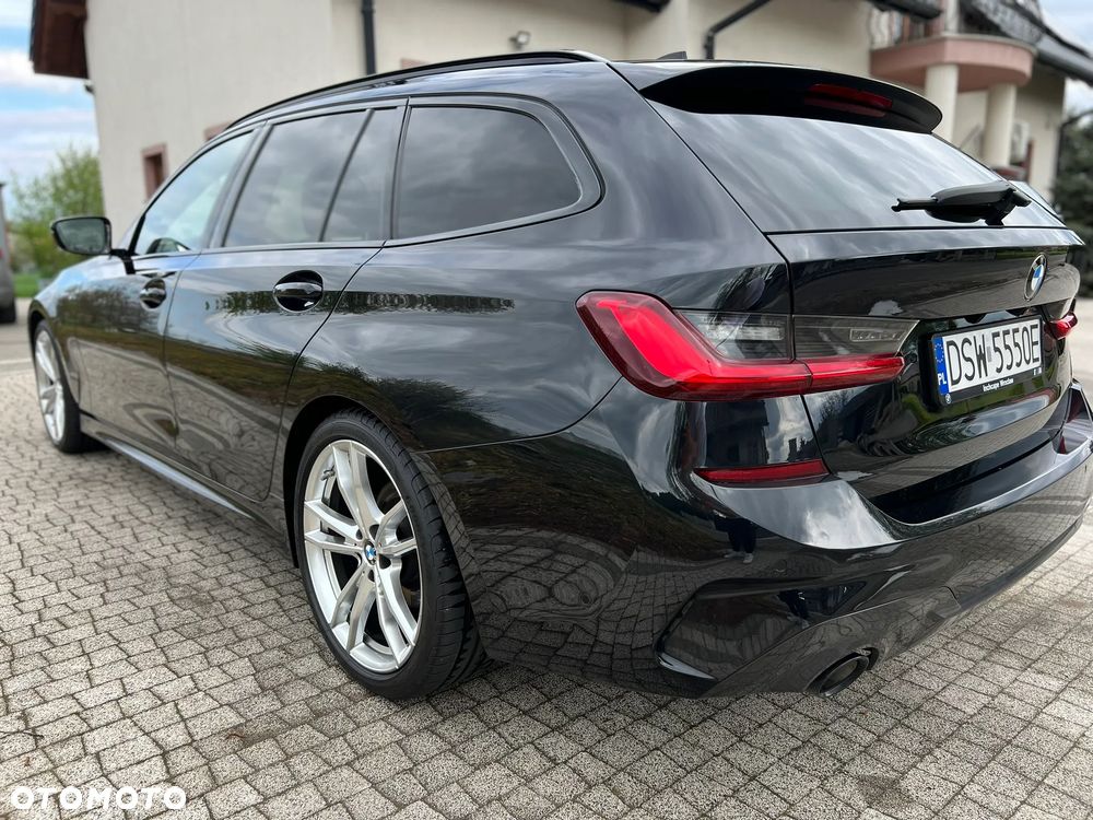 BMW Seria 3 320d Edition M Sport Shadow - 12