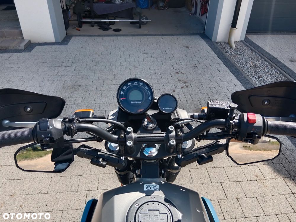 Royal Enfield Scram - 2