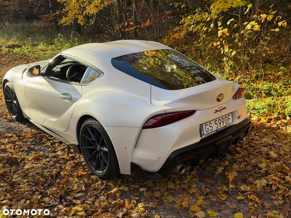 Toyota Supra - 36