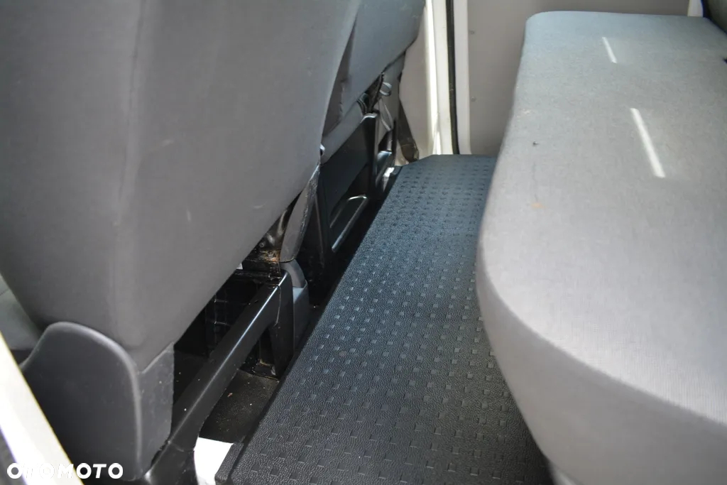 Volkswagen TRANSPORTER T6 DOKA - 22