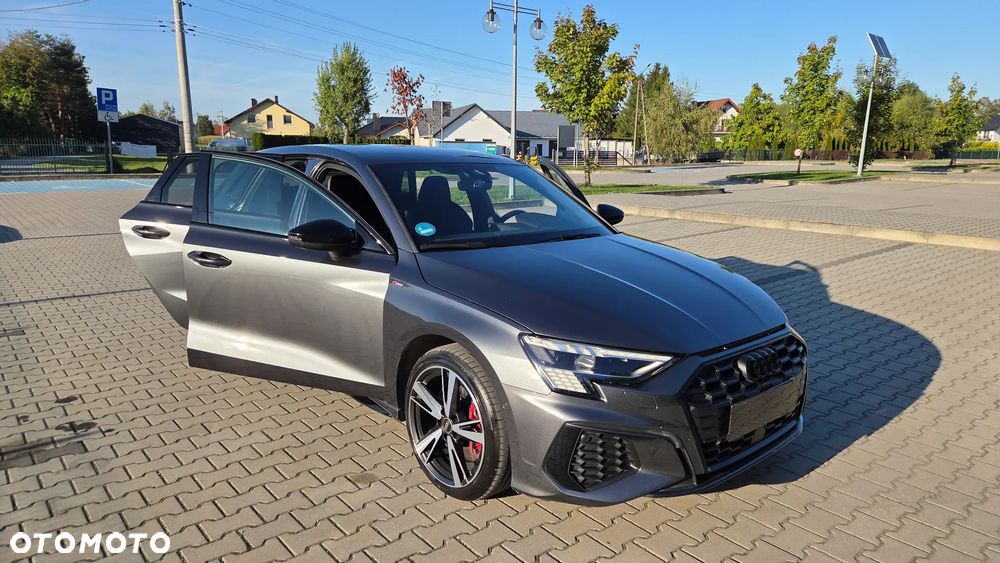 Audi A3 Sportback - 3