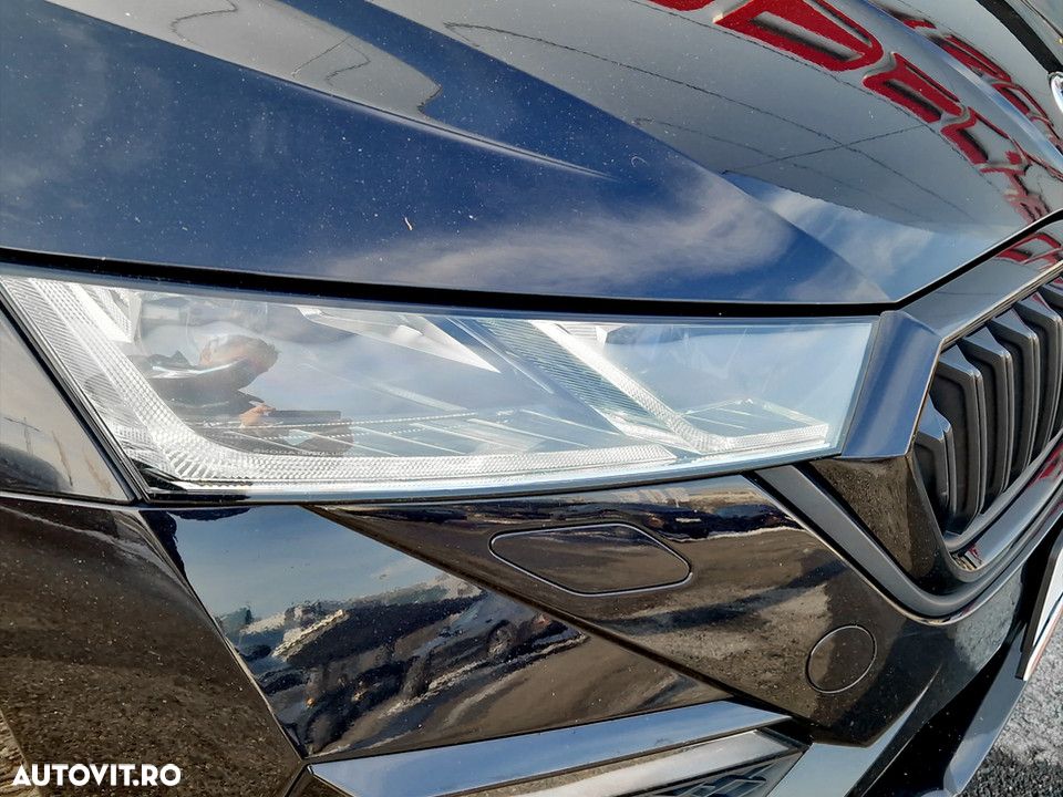 Skoda Octavia 2.0 TDI DSG RS - 9