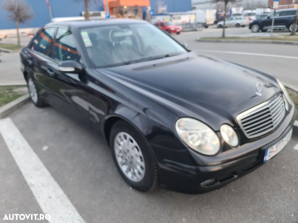 Mercedes-Benz E 200 KOMPRESSOR Elegance - 25