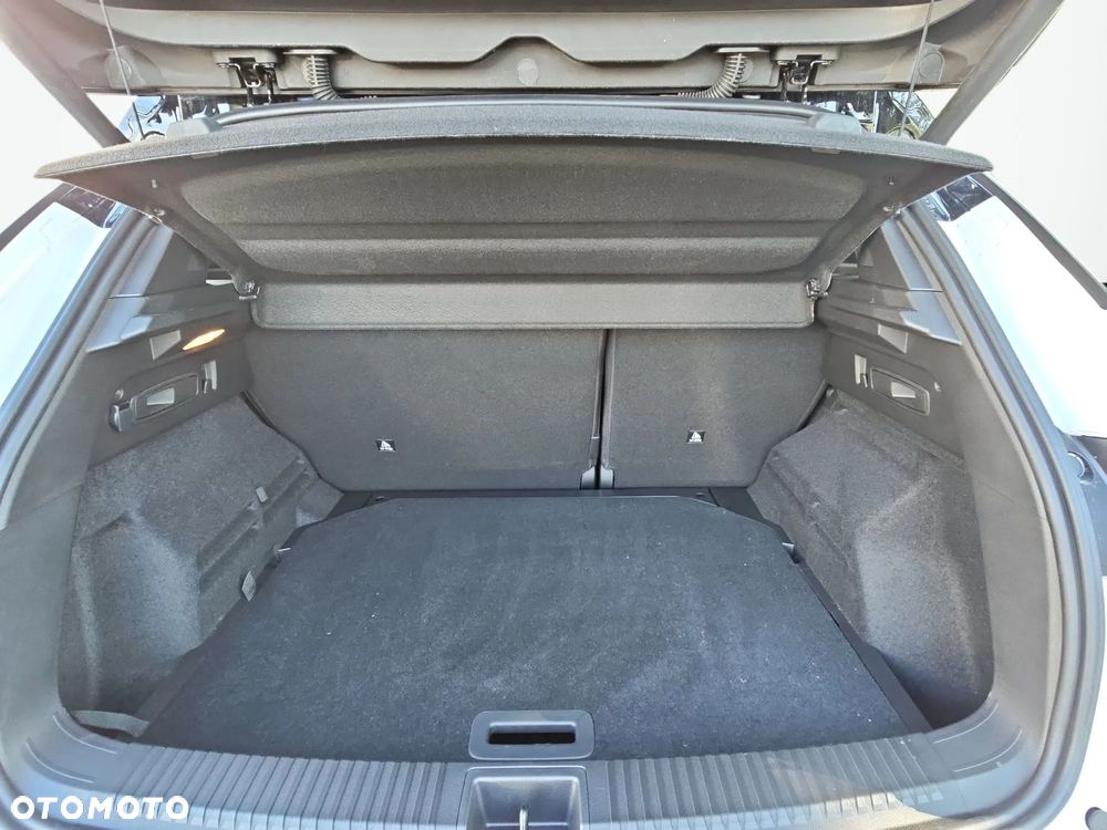 Renault Austral 1.3 TCe mHEV Iconic - 16