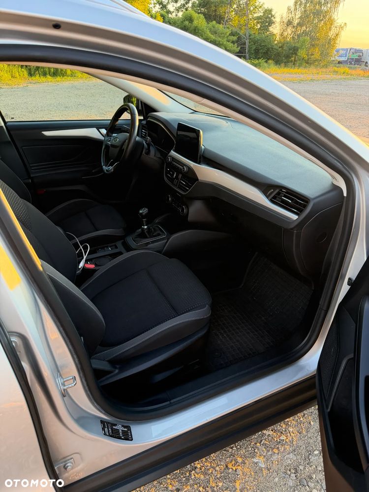 Ford Focus - 15