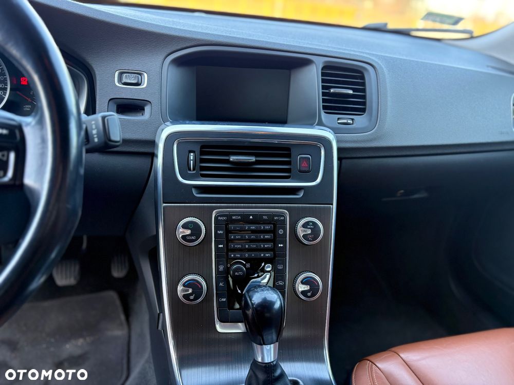 Volvo S60 ver-t3-momentum - 19