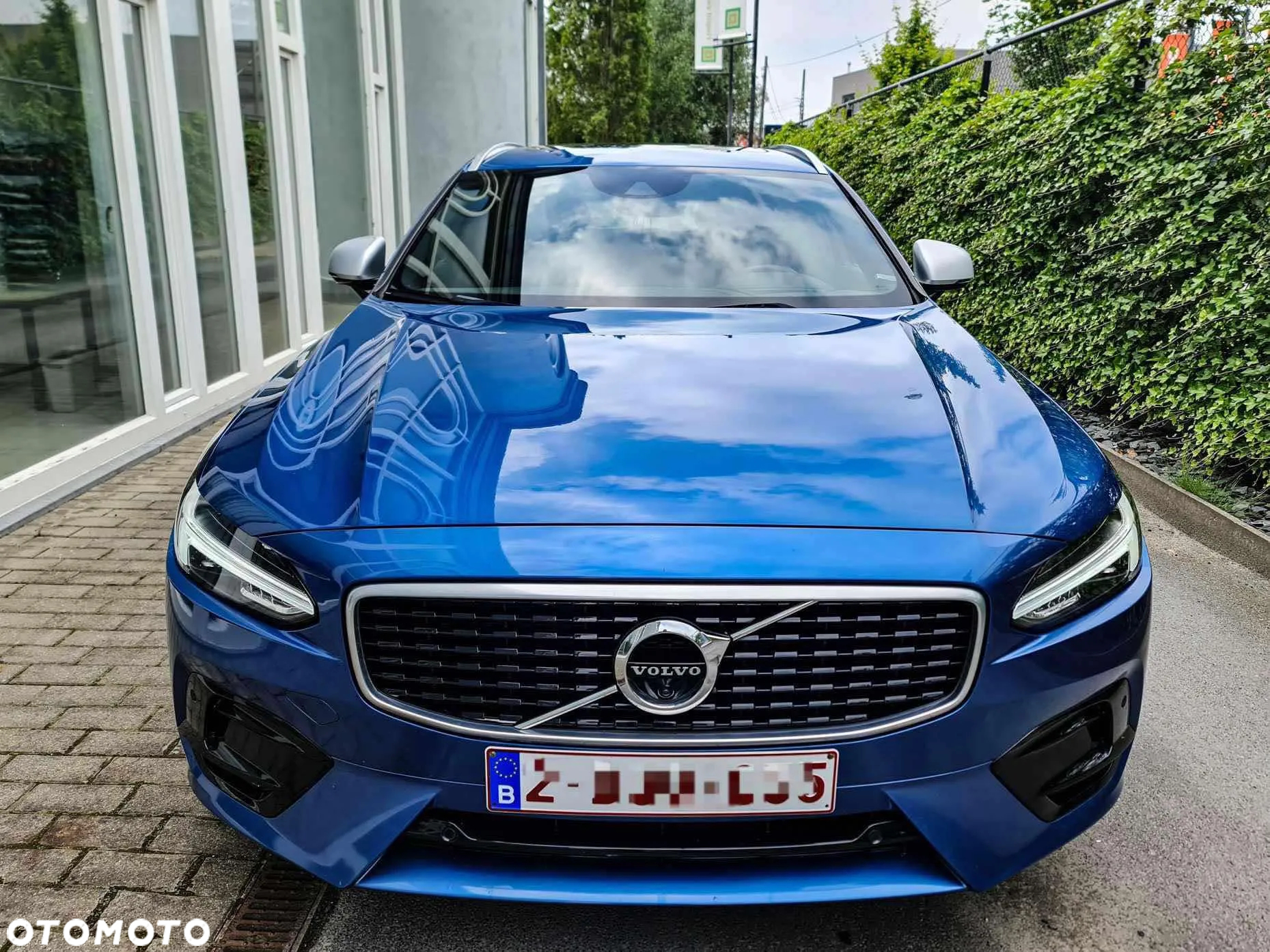 Volvo V90 D4 R-Design - 6