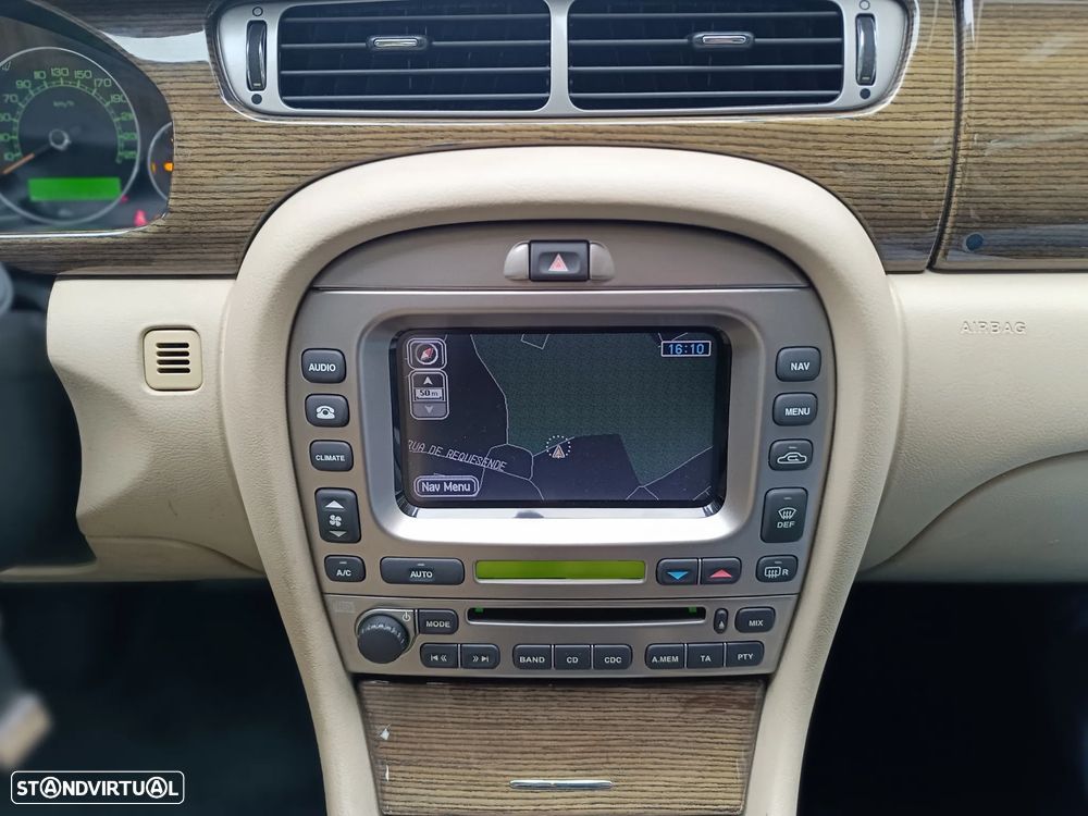 Jaguar X-Type 2.2 D Exclusive Aut. - 18