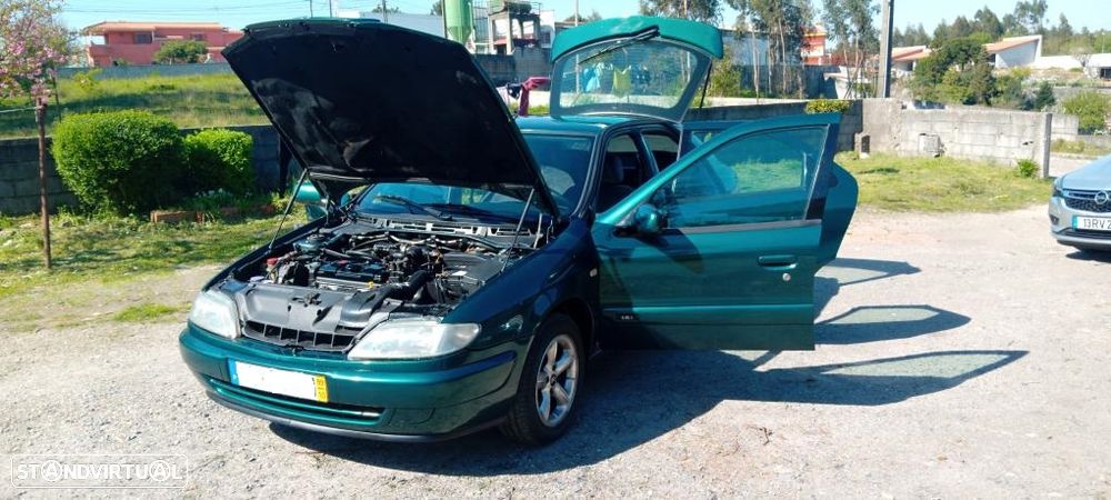 Citroën Xsara 1.6i Exclusive - 1
