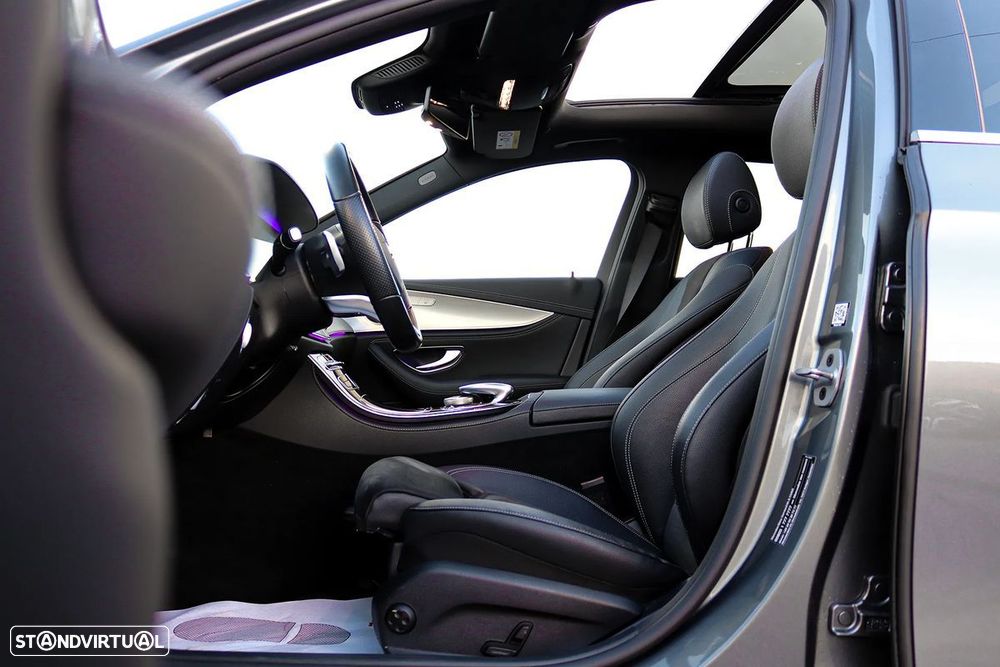 Mercedes-Benz E 300 de AMG Line 4Matic - 12