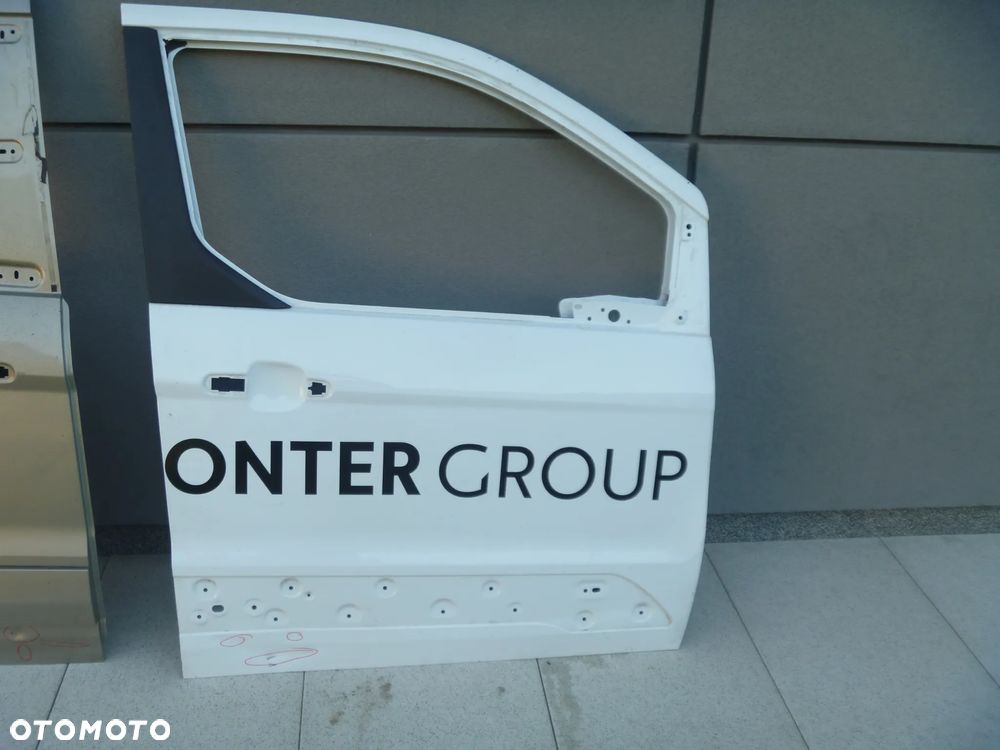 FORD TRANSIT CONNECT MK2 DRZWI PRAWE SUWANE LISTWA - 10