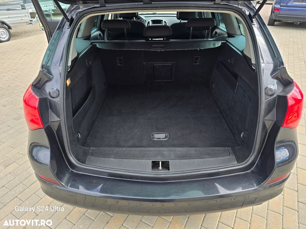 Opel Astra 1.7 CDTI Essentia - 11