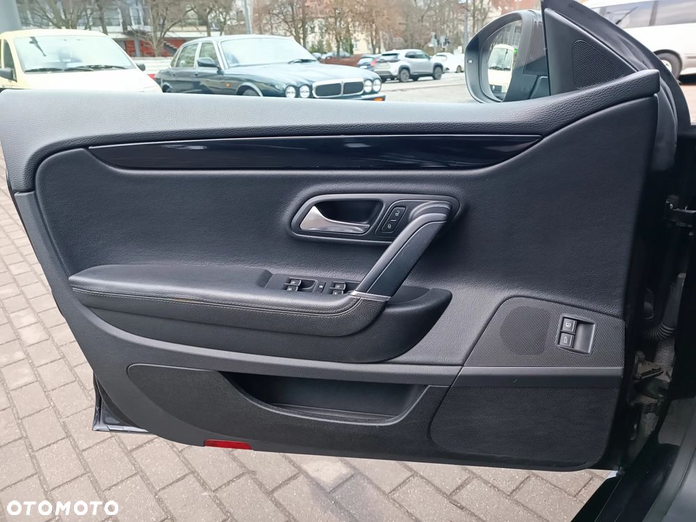 Volkswagen Passat CC 3.6 V6 4Motion DSG - 24