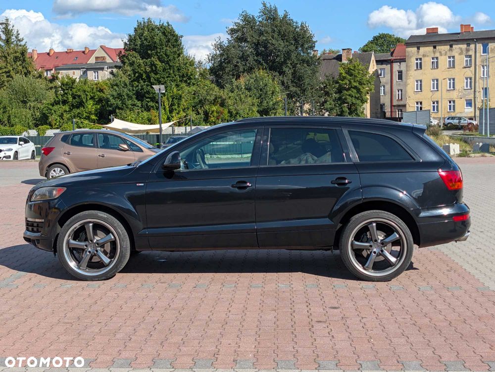 Audi Q7 - 8