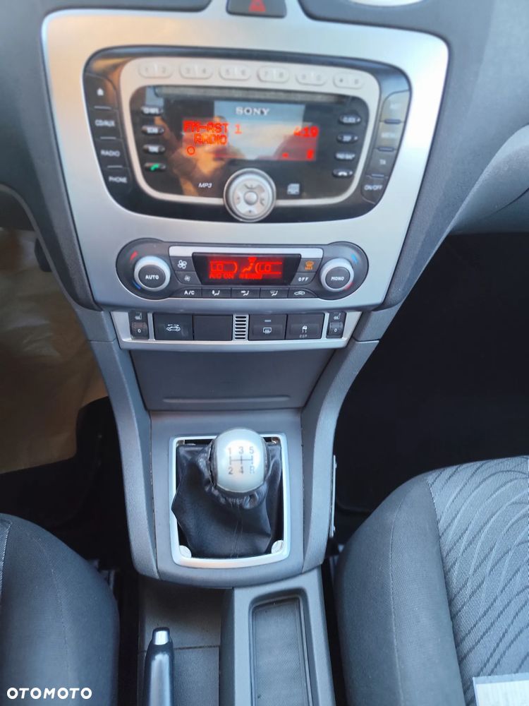 Ford Focus - 16