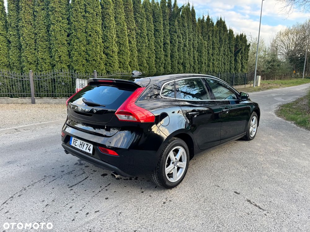 Volvo V40 D3 Momentum - 12
