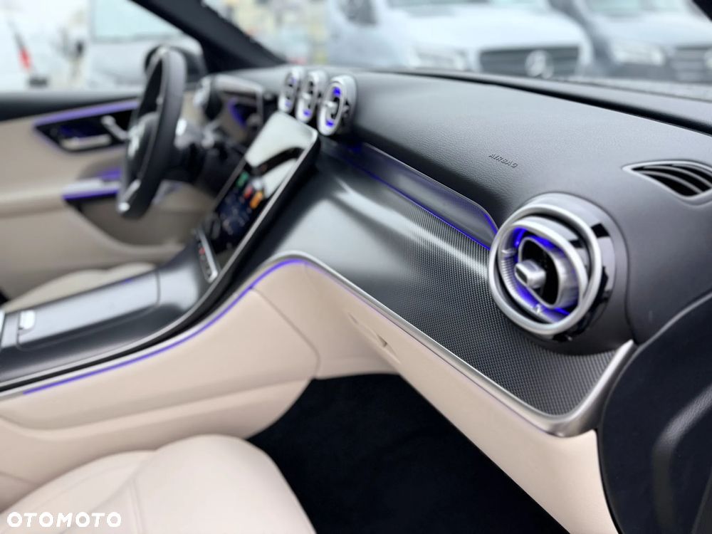 Mercedes-Benz GLC - 22