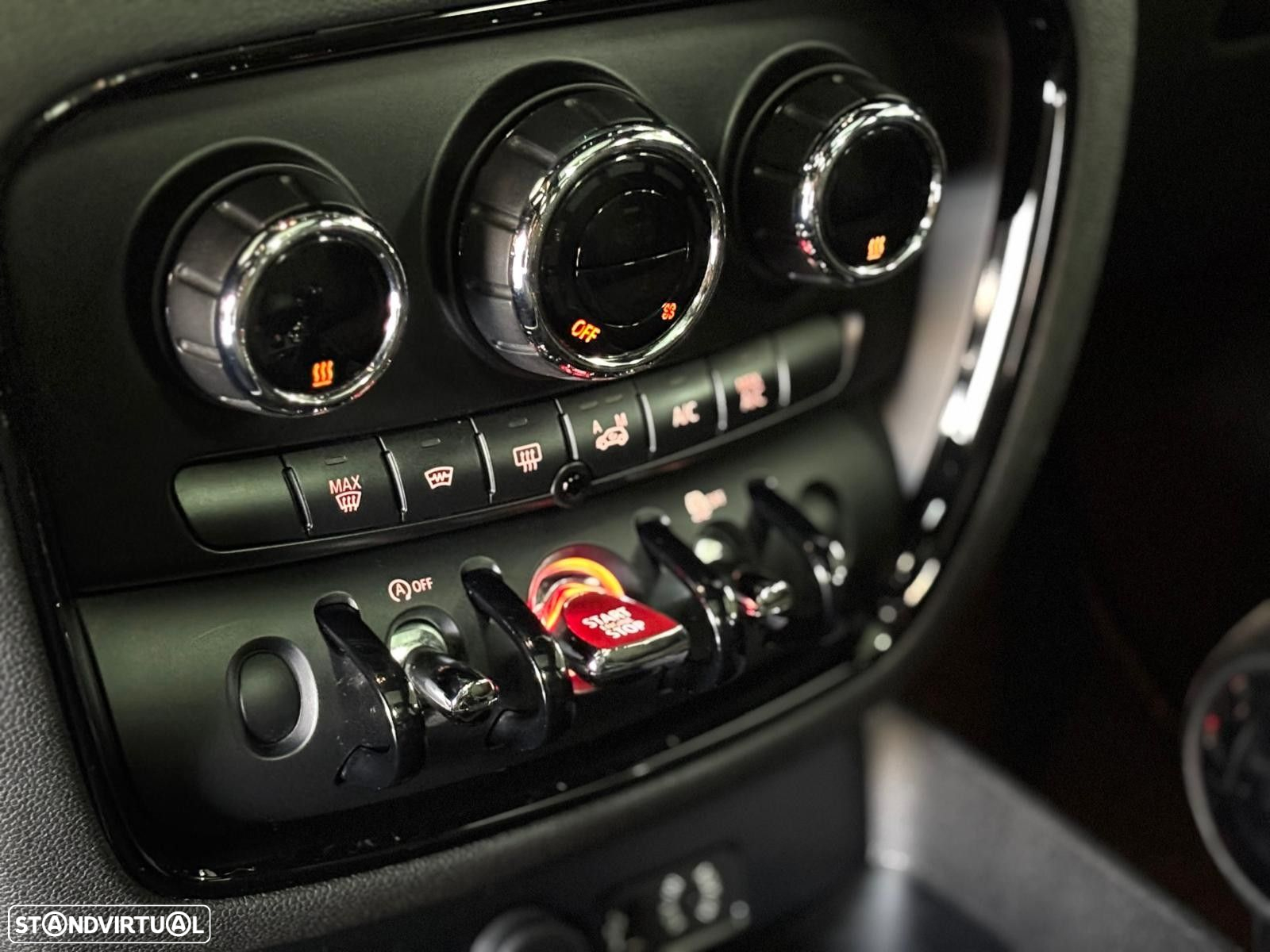 MINI Clubman One D - 15